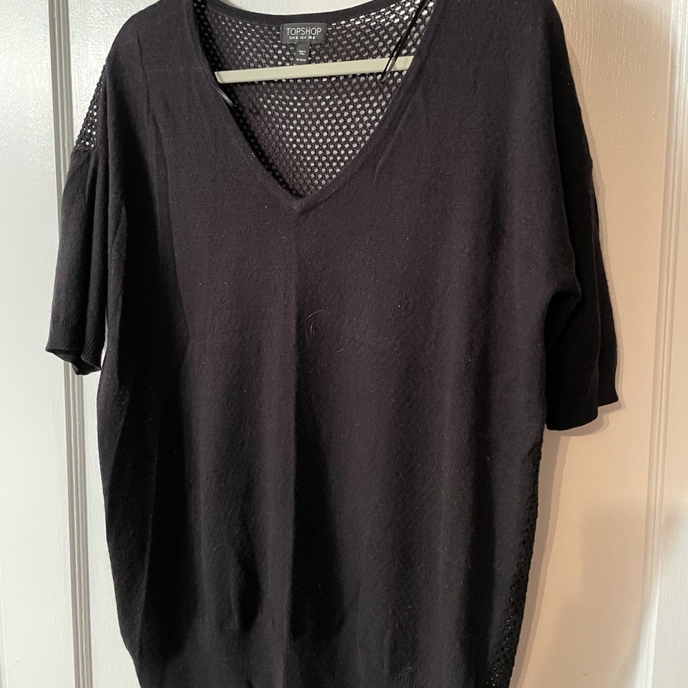 Topshop Short sleeved sweater crochet back size 4